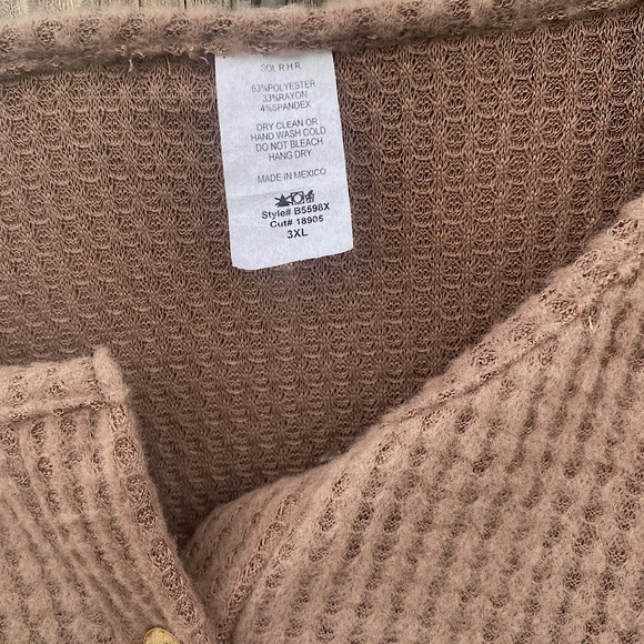 Plus Size Brown Henley Top - Picture 4 of 6